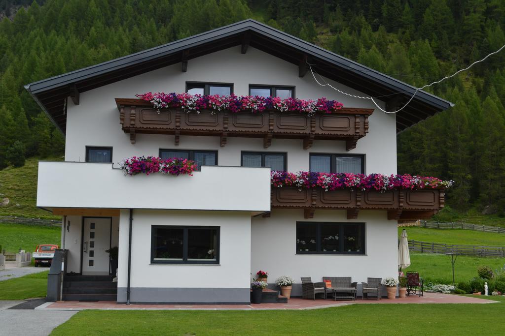 Ferienwohnung Haus Daheim Niederthai Exterior foto